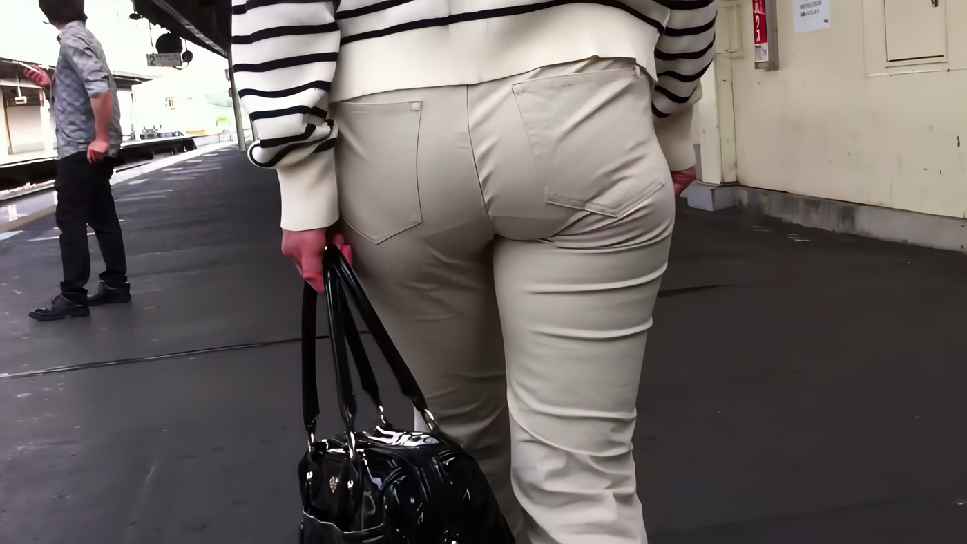【再販】66鬼むち奥様と黒パンティ透けＯＬさん
