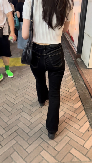 デニム女子コレクションVol.27 ナイススタイルの黒デニムのお姉さん2連発