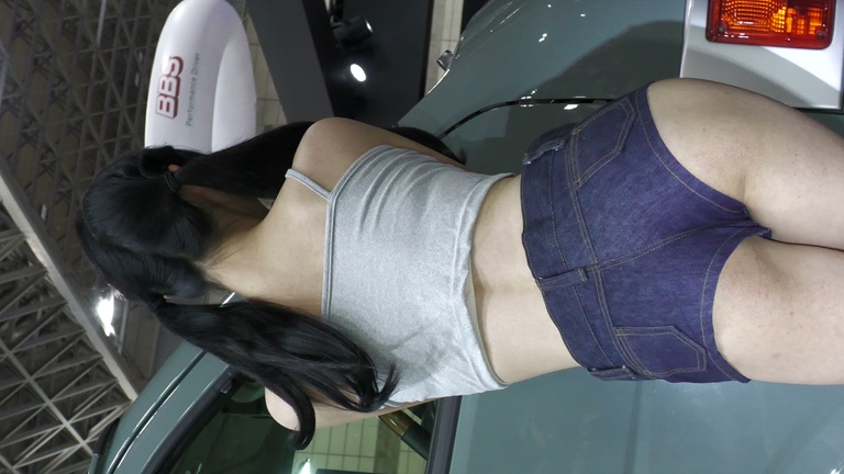 高速のキャンギャルの祭典2026！大人気の高身長超絶スタイル祭