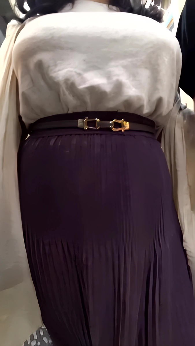 【再販】152爆乳をゆさゆさしながら歩くほんわかしたお姉さん